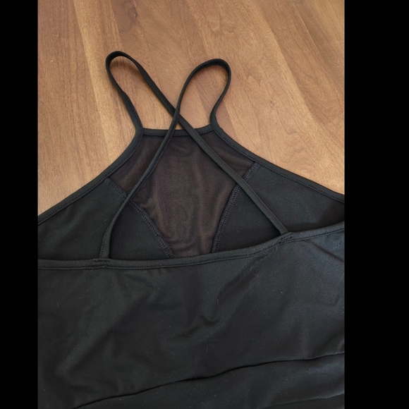 Black crop top - Picture 2 of 4